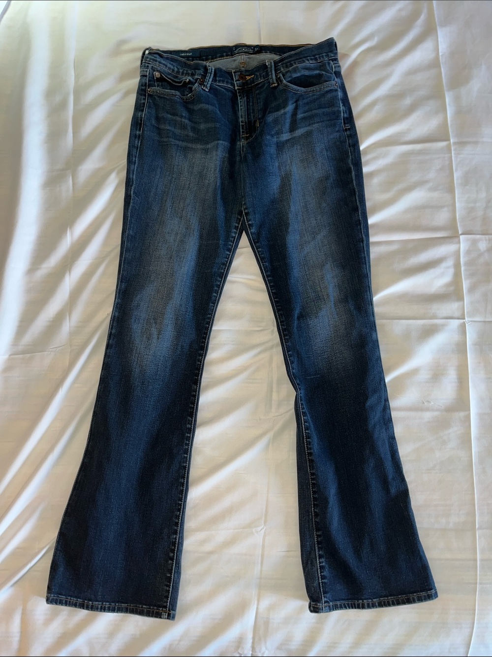 Lucky Brand Women's Sweet Boot Dark Indigo Flare Jeans 10/30 R‎
